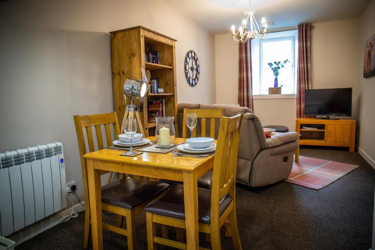 Douglas House Apartments Нэрн Экстерьер фото