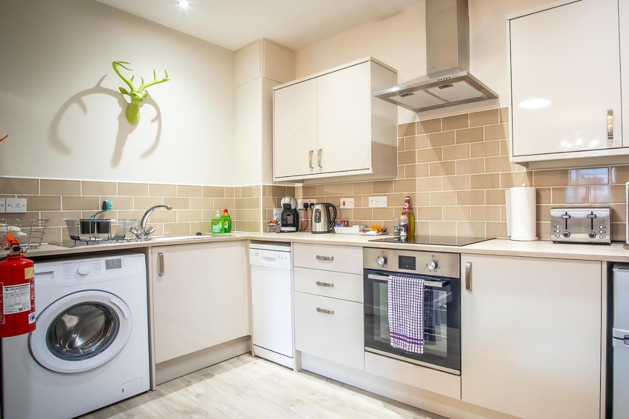 Douglas House Apartments Нэрн Экстерьер фото