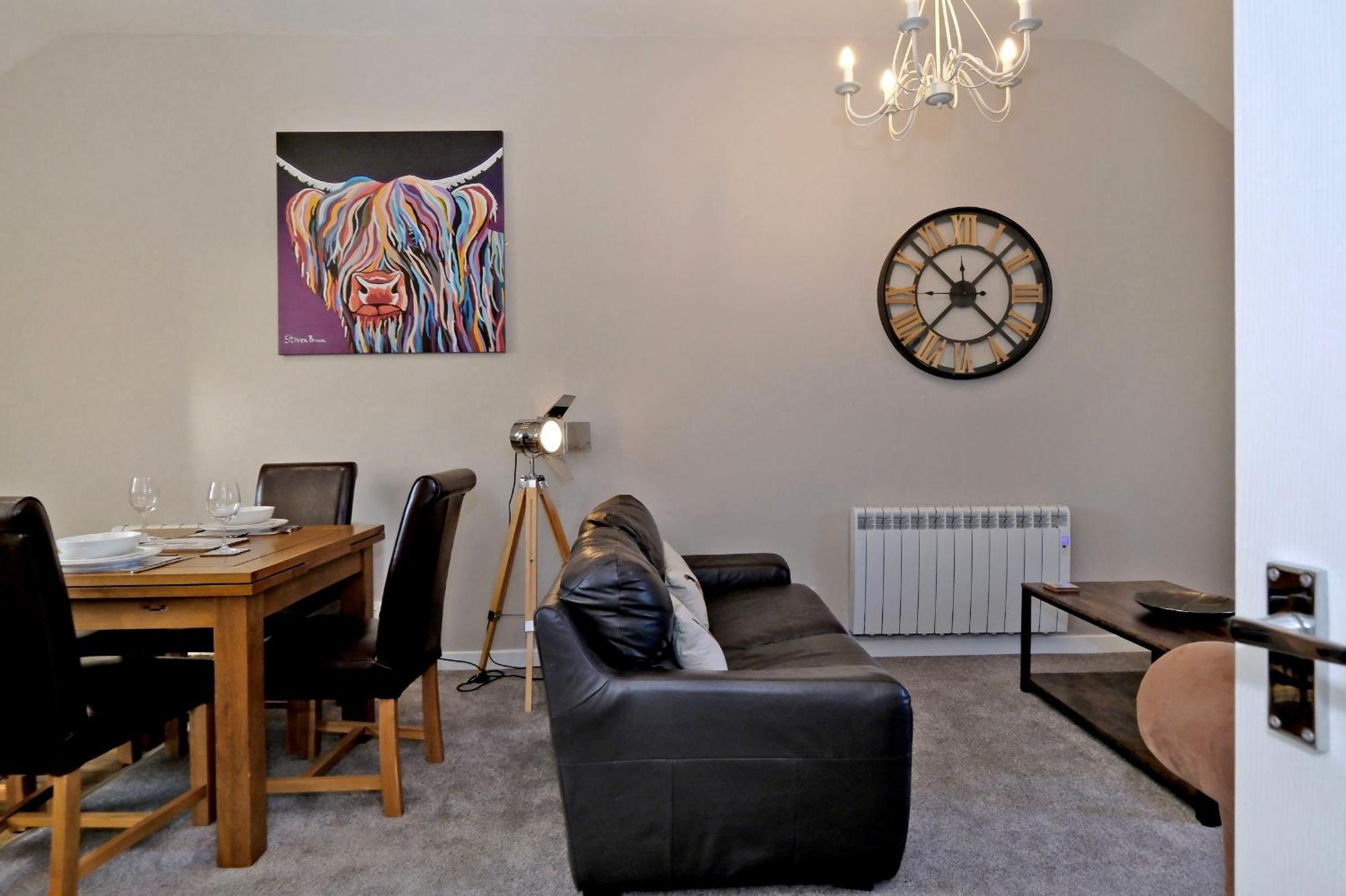 Douglas House Apartments Нэрн Экстерьер фото